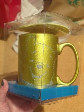 Gold Ceramic Mug (Winnie The Pooh)